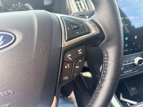 Used 2024 Ford Edge SEL w/ Convenience Package image 40