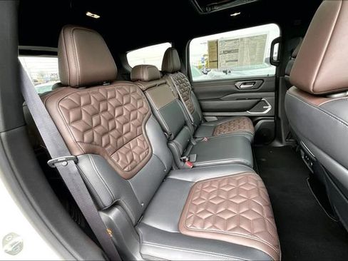 New 2026 Nissan Armada Platinum image 24