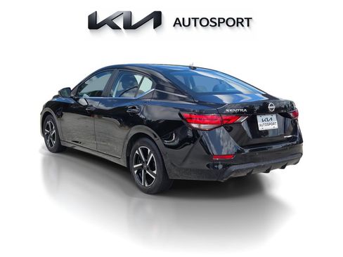 Used 2024 Nissan Sentra SV FWD image 10