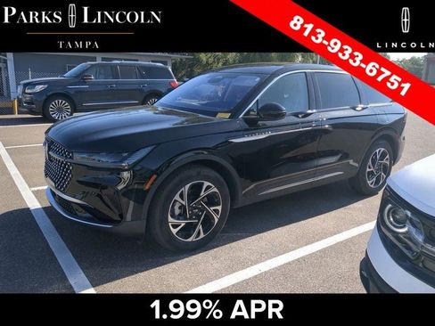 Certified 2025 Lincoln Nautilus Premier AWD/4WD image 21