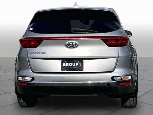 Used 2020 Kia Sportage LX AWD/4WD image 9