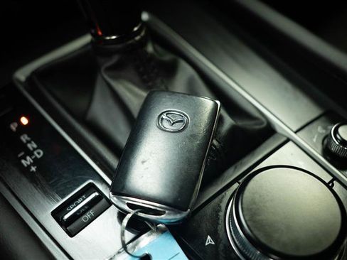 Used 2021 MAZDA MAZDA3 s FWD image 22