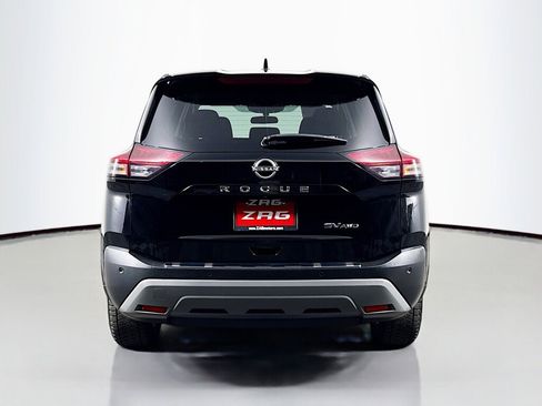 Used 2022 Nissan Rogue SV AWD/4WD image 4