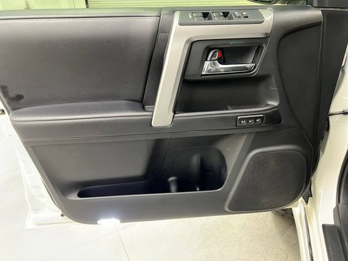 Used 2018 Toyota 4Runner Limited w/ Four Season Floor Mat Package AWD/4WD image 14