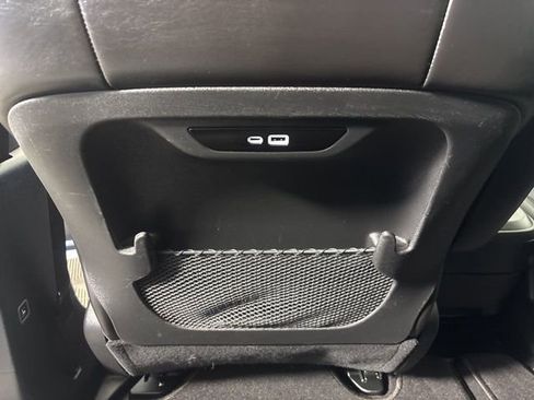 Used 2025 Chrysler Pacifica Select FWD image 25