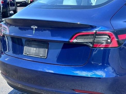 Used 2023 Tesla Model 3 Standard Range RWD image 11