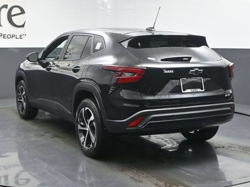 New 2026 Chevrolet Trax RS w/ Sunroof Package FWD image 14