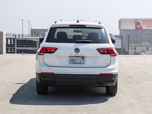Used 2022 Volkswagen Tiguan S image 5