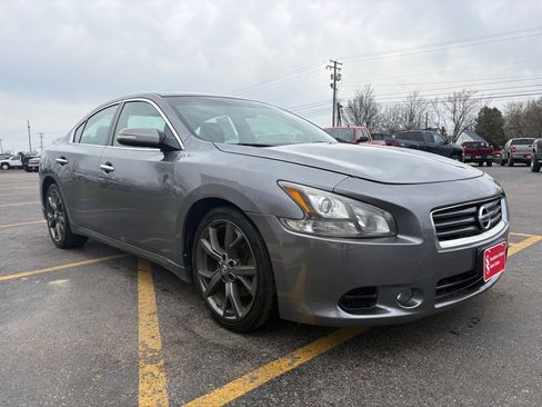 Used 2014 Nissan Maxima 3.5 SV w/ Sport Package image 4