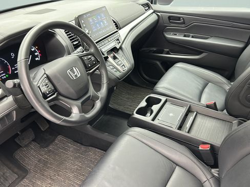 Used 2025 Honda Odyssey EX-L image 13