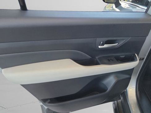 Certified 2025 Toyota Grand Highlander FWD image 26