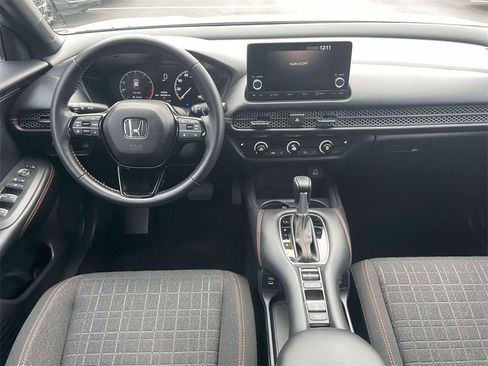 Certified 2025 Honda HR-V Sport image 12