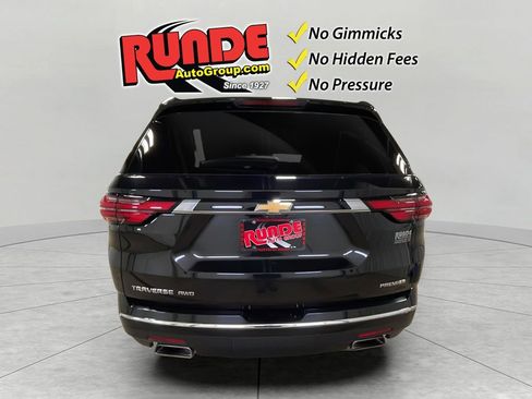 Used 2023 Chevrolet Traverse Premier image 4
