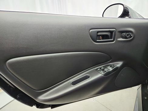 Used 1999 Plymouth Prowler RWD image 19