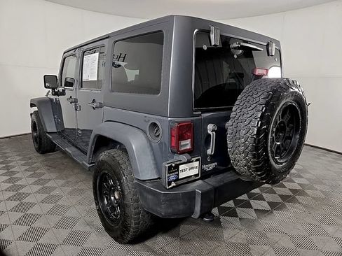 Used 2018 Jeep Wrangler Unlimited Sport S AWD/4WD image 7