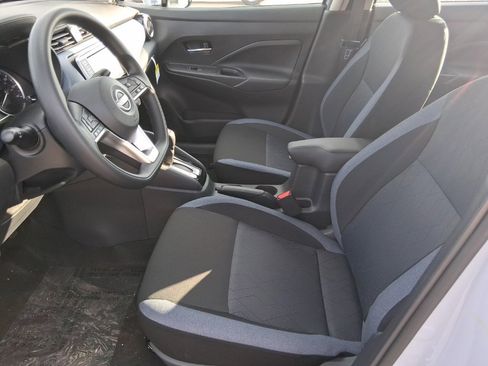 New 2025 Nissan Versa SV w/ Trunk Package image 20