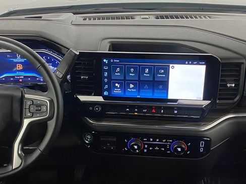 Certified 2025 Chevrolet Silverado 1500 LT AWD/4WD image 20