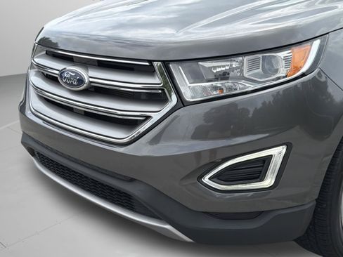 Used 2015 Ford Edge Titanium w/ Equipment Group 301A FWD image 34