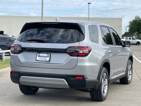 Certified 2025 Honda Pilot EX-L image 4