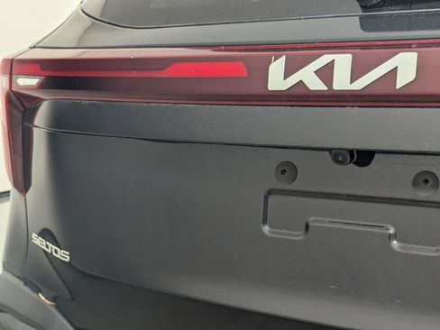 New 2026 Kia Seltos SX w/ SX Sunroof Package image 8