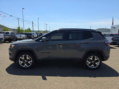 Used 2021 Jeep Compass Limited AWD/4WD image 2