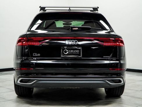 Used 2023 Audi Q8 Prestige image 9