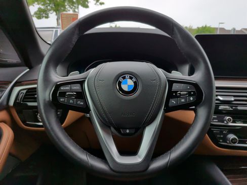 Used 2021 BMW 540i xDrive image 21