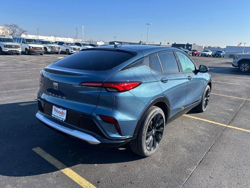 New 2026 Buick Envista Sport Touring FWD image 9