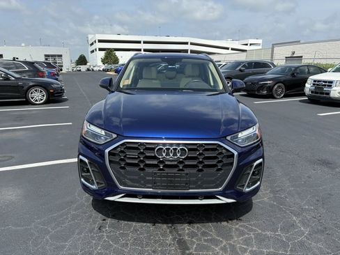 Used 2023 Audi Q5 2.0T Premium Plus w/ Premium Plus Package AWD/4WD image 2