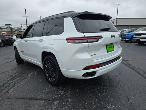 Used 2025 Jeep Grand Cherokee L Summit AWD/4WD image 5