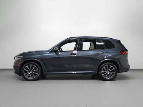 Used 2022 BMW X5 xDrive40i w/ M Sport Package AWD/4WD image 2