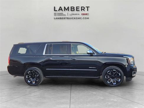 Used 2019 GMC Yukon XL Denali w/ Denali Ultimate Package image 5