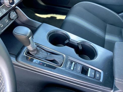 Used 2025 Honda Civic Sport image 17