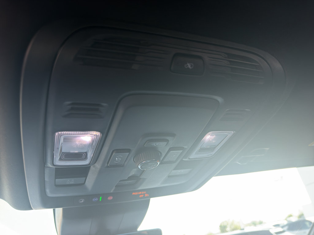Used 2025 GMC Yukon AT4 Ultimate w/ LPO, Floor Liner Package AWD/4WD image 26