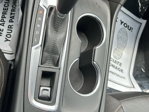 Used 2019 Chevrolet Equinox Premier image 18