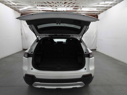 Used 2024 Honda Prologue EX image 27