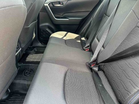 Certified 2023 Toyota RAV4 SE AWD/4WD image 18