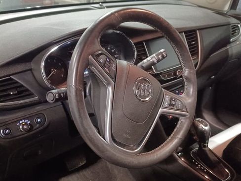 Used 2017 Buick Encore Essence image 4