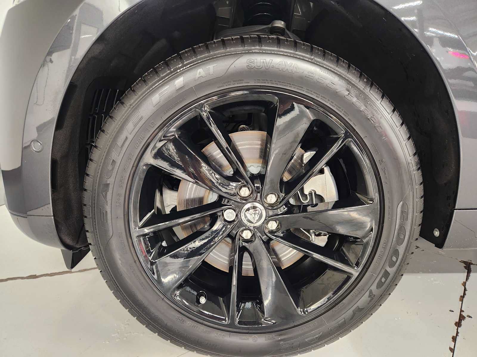 New 2026 Jaguar F-PACE R-Dynamic S AWD/4WD image 8