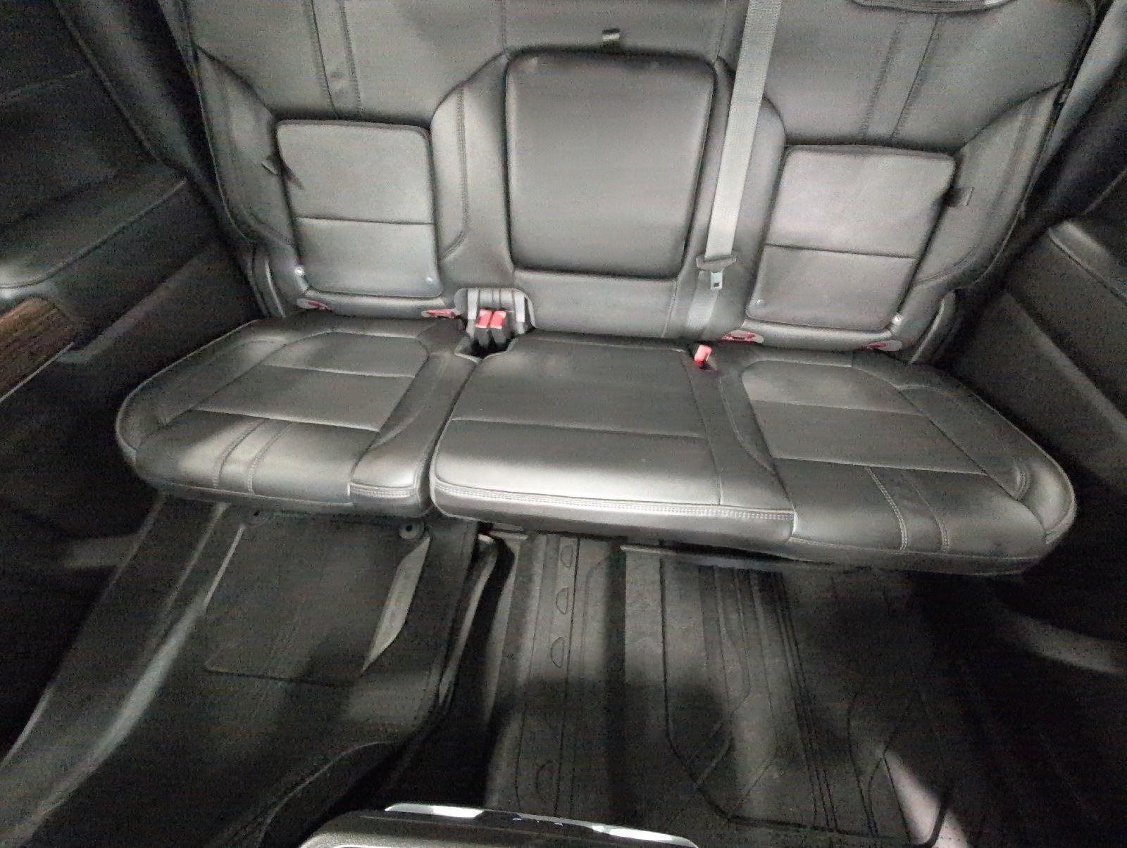 Used 2019 Chevrolet Silverado 1500 High Country AWD/4WD image 23