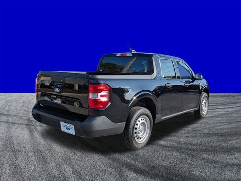 New 2026 Ford Maverick XL image 4