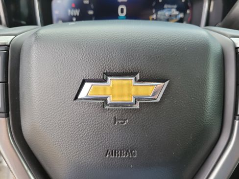 Used 2024 Chevrolet Silverado 2500 LT AWD/4WD image 23