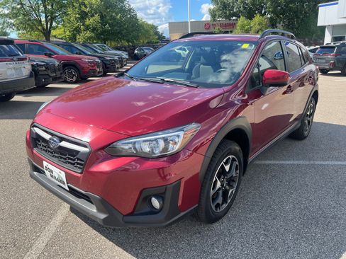 Used 2019 Subaru Crosstrek 2.0i Premium w/ Popular Package #2 AWD/4WD image 3