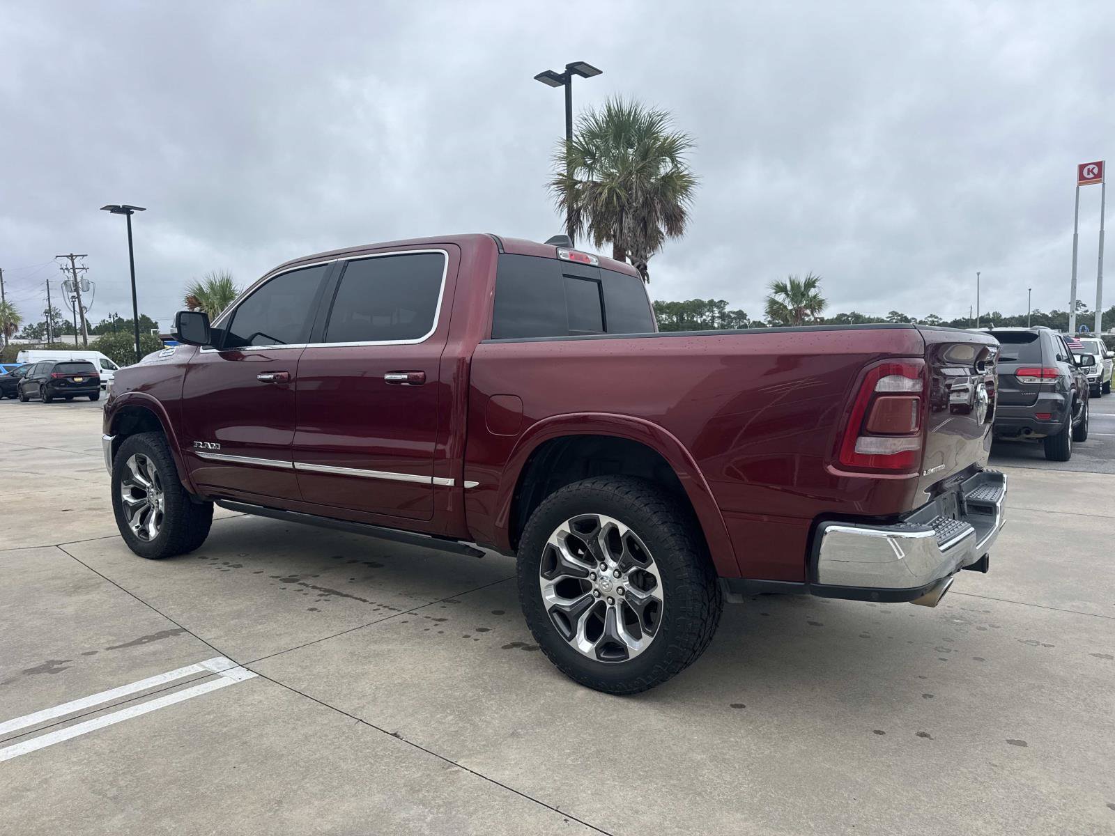 Used 2019 RAM 1500 Limited RWD image 5