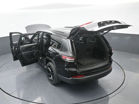 Used 2021 Jeep Grand Cherokee L Laredo image 68