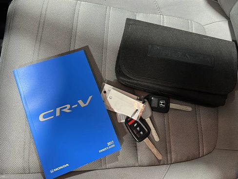 Used 2017 Honda CR-V LX image 26