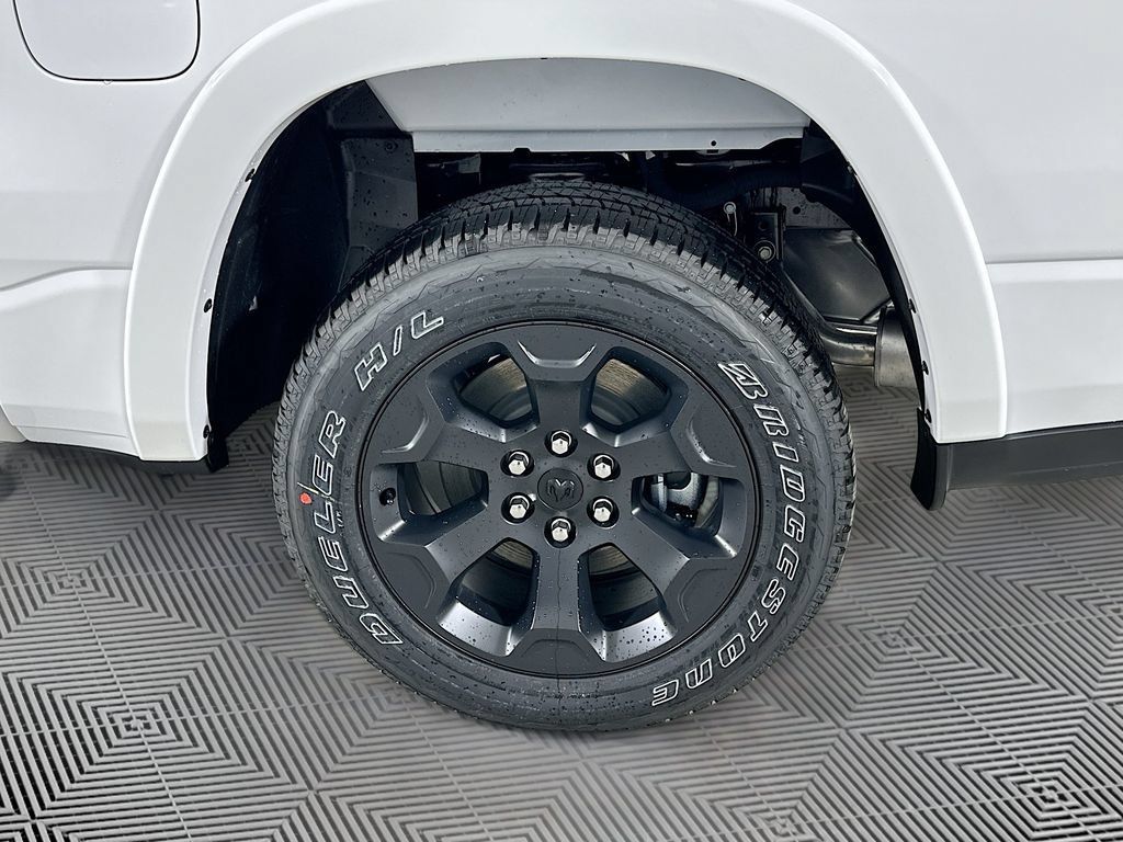 New 2026 RAM 1500 Big Horn AWD/4WD image 15