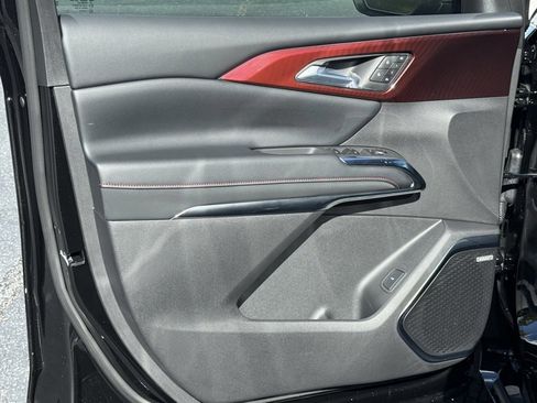 New 2026 Chevrolet Traverse RS image 12