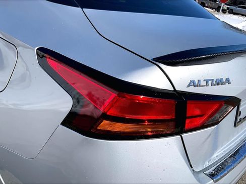 Used 2020 Nissan Altima 2.5 SR w/ Premium Package image 28