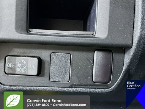 Used 2017 Toyota Tacoma SR5 image 13